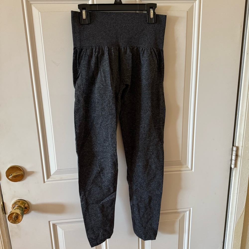 High-Waisted Gray Leggings